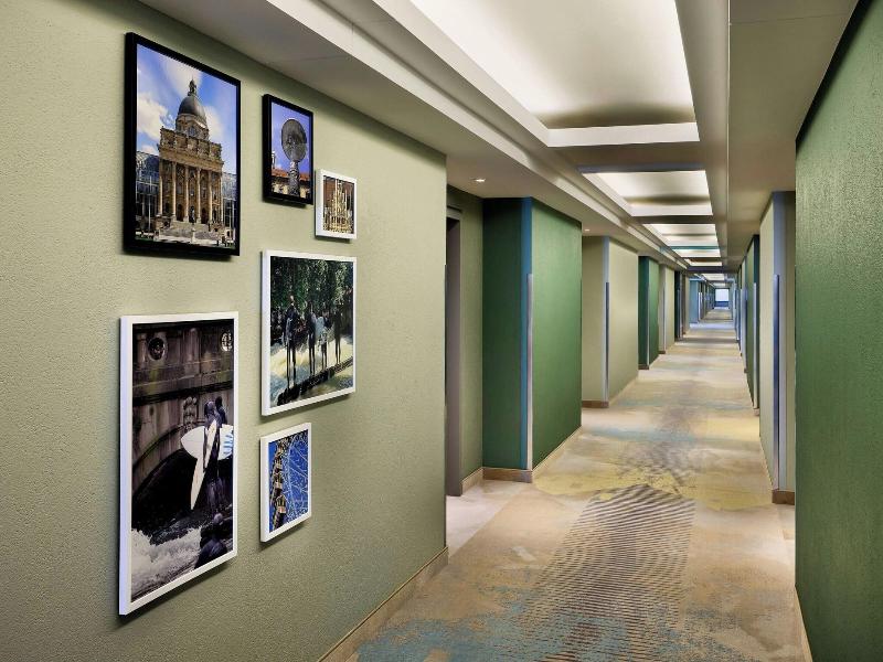 Sheraton Munich Arabellapark image
