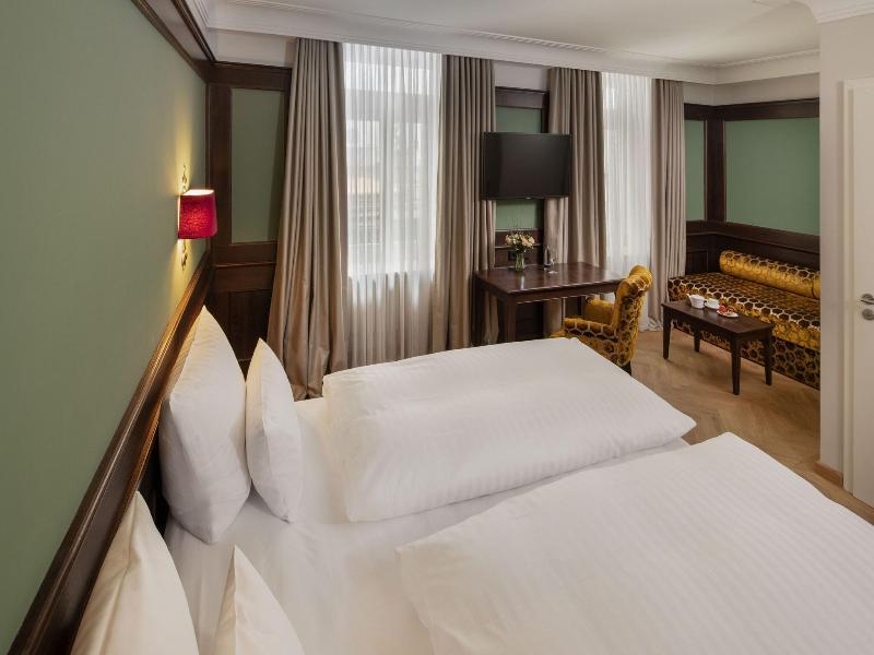Eden Hotel Wolff image
