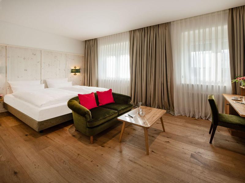 Eden Hotel Wolff image