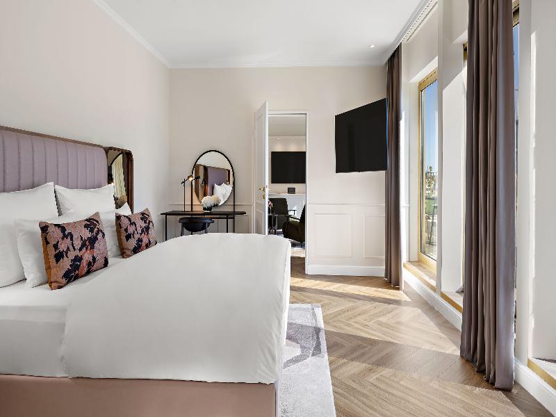 Hotel Bristol Berlin image