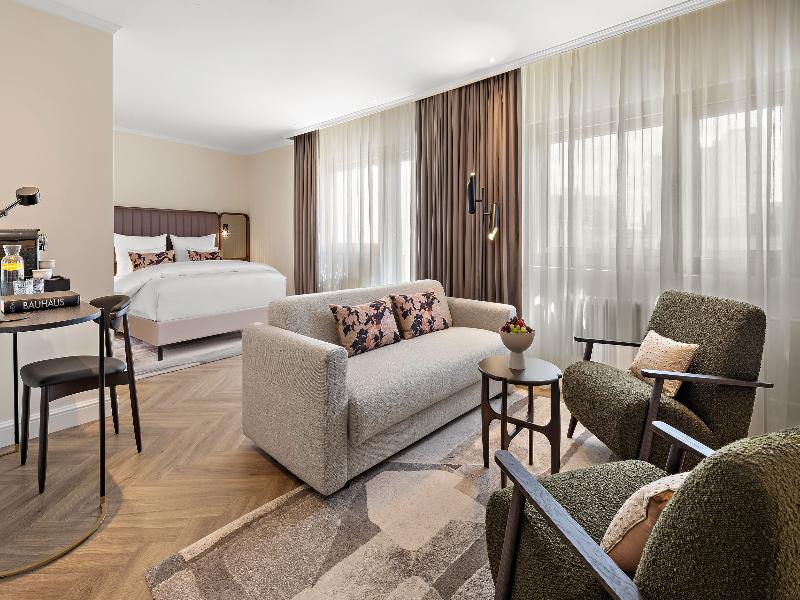 Hotel Bristol Berlin image