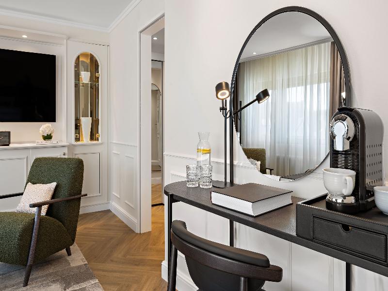 Hotel Bristol Berlin image