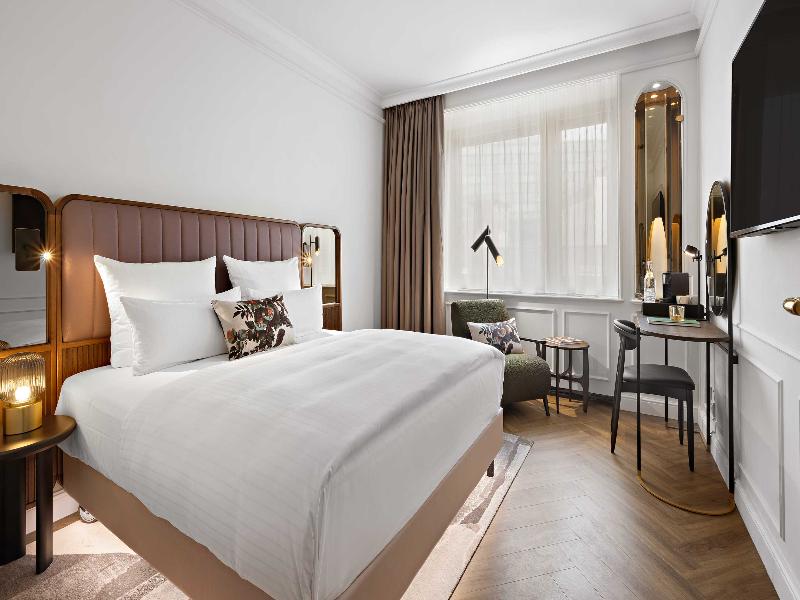 Hotel Bristol Berlin image