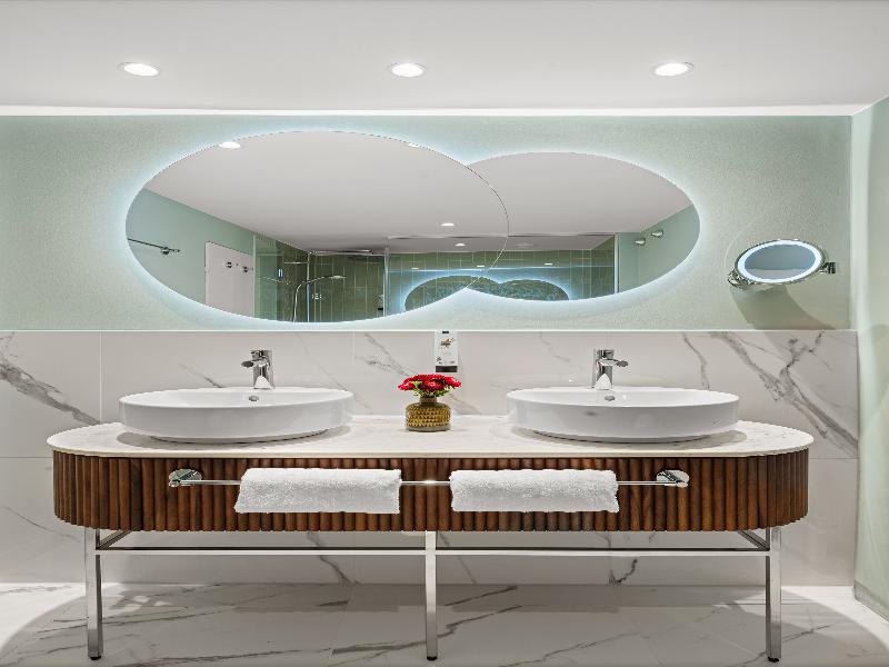 Hotel Bristol Berlin image