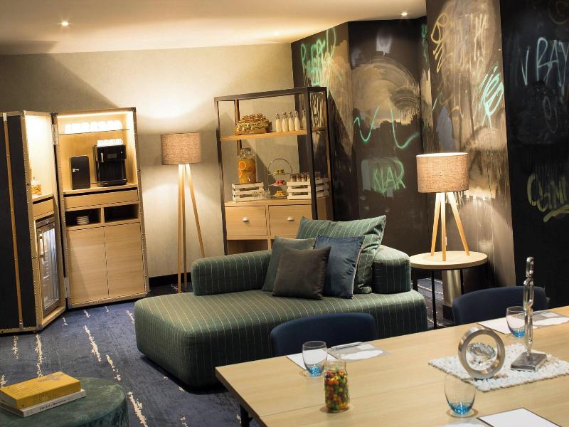 Renaissance Hamburg Hotel image