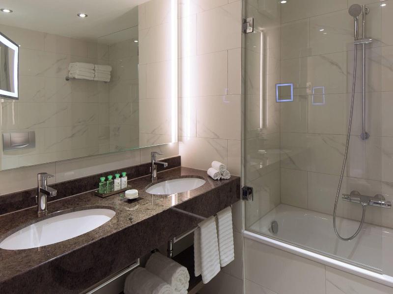 Renaissance Hamburg Hotel image
