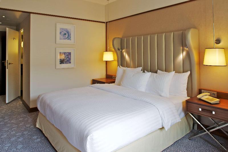 Dorint Hotel Bonn image