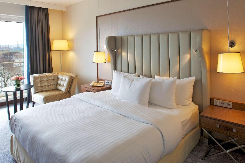 Dorint Hotel Bonn image