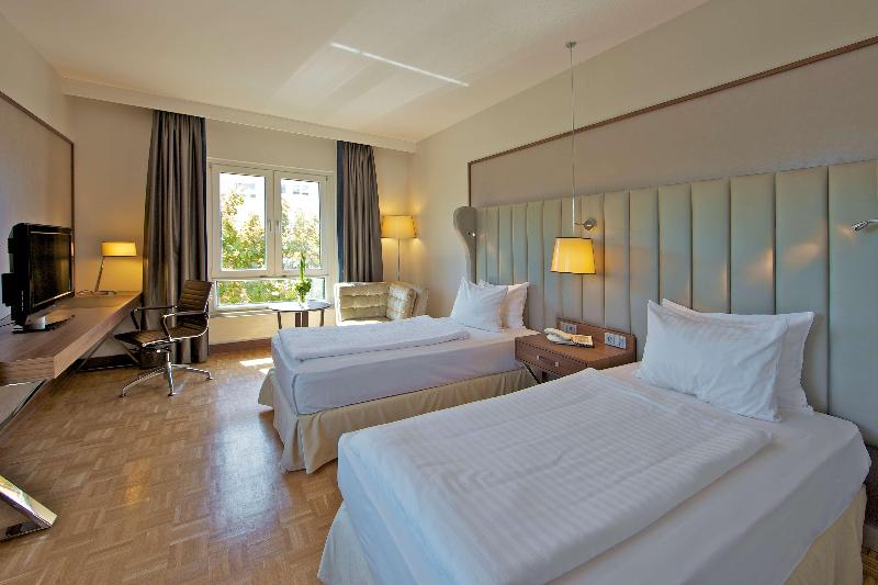 Dorint Hotel Bonn image