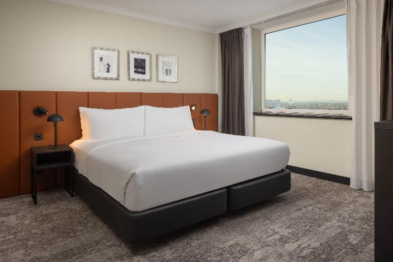 Hilton Dusseldorf image