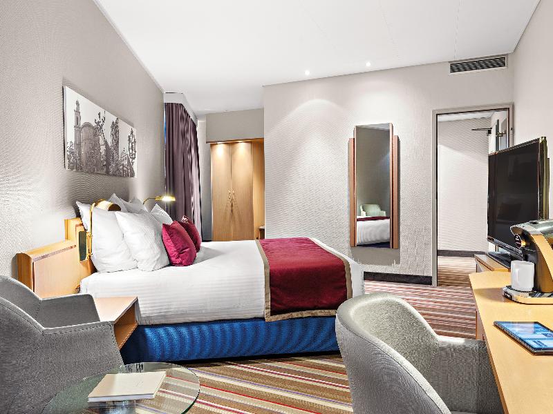 Leonardo Royal Hotel Frankfurt image