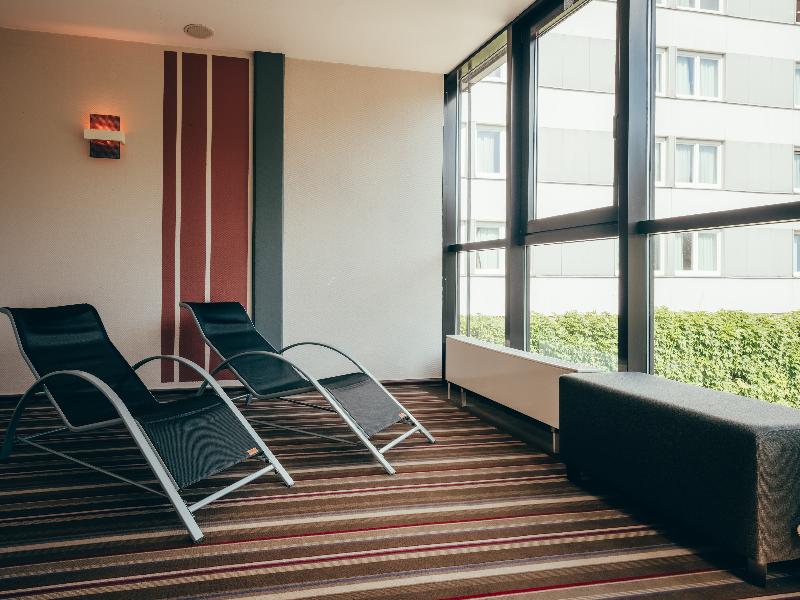 Leonardo Hotel Frankfurt City South image