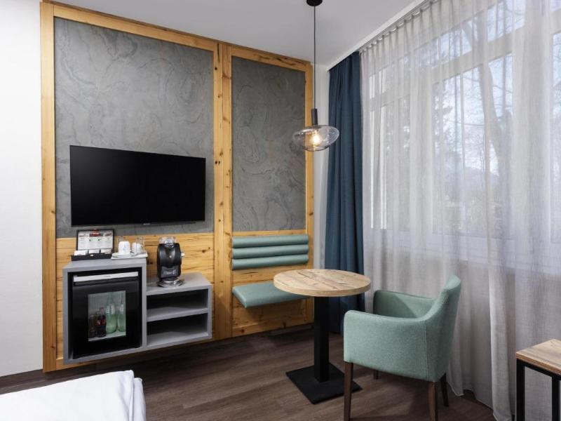 Sunday Hotel Garmisch Partenkirchen image
