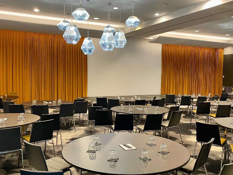 Pullman Paris Centre - Bercy image
