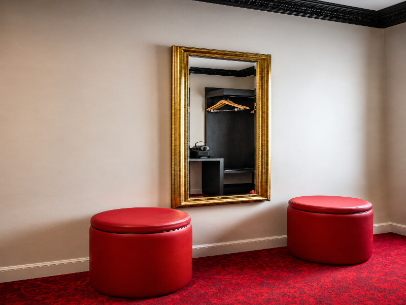 Hotel Le Montmartre Saint Pierre image