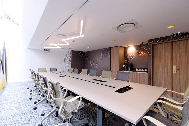 Holiday Inn Reims Centre image