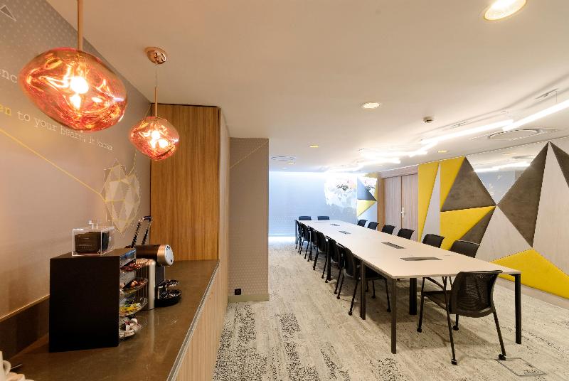 Holiday Inn Reims Centre image