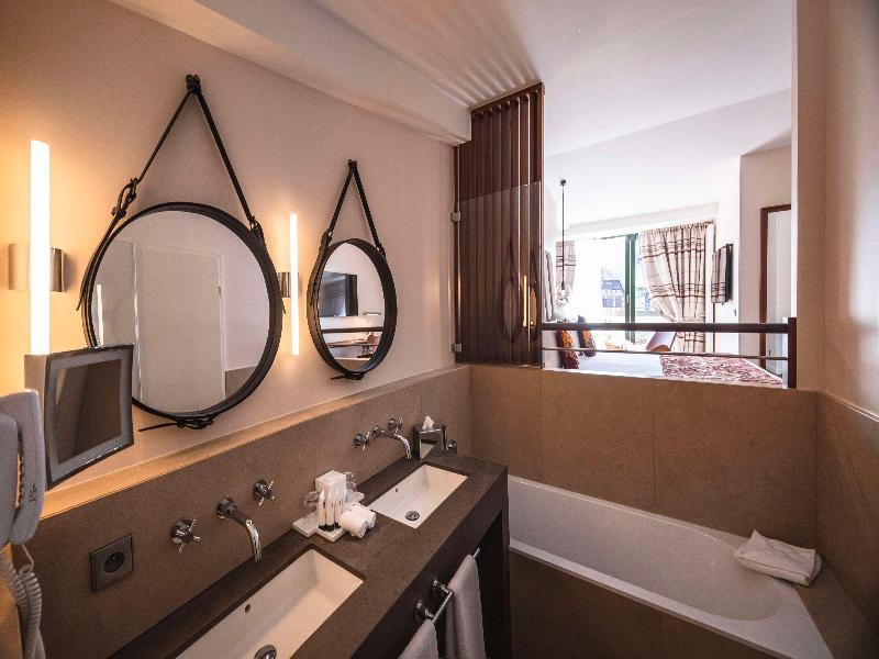 Hotel & Spa REGENT PETITE FRANCE image