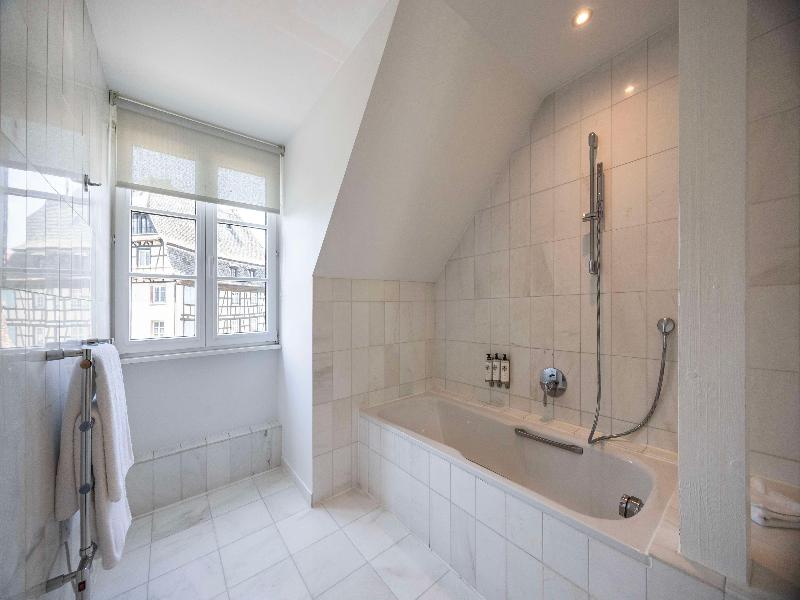 Hotel & Spa REGENT PETITE FRANCE image