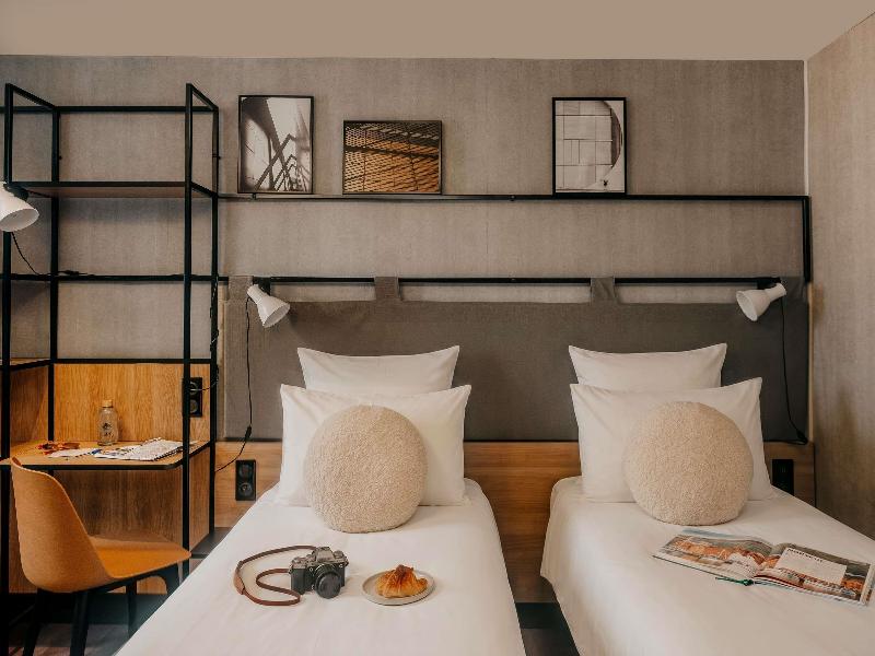 Ibis Bastille Opera image
