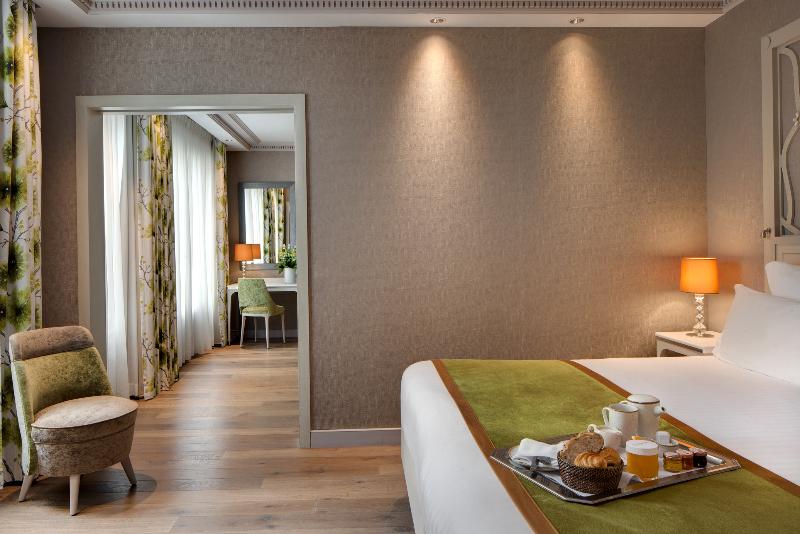 Rochester Champs Elysees image