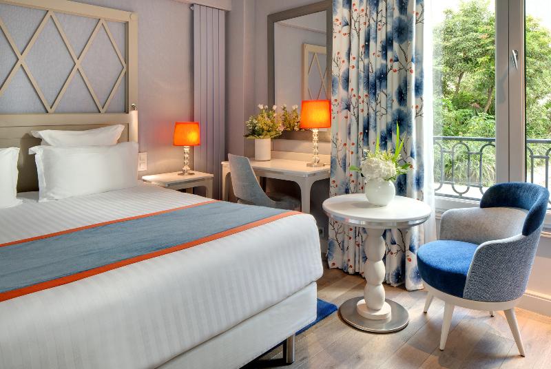 Rochester Champs Elysees image