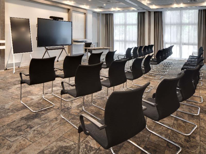 Mercure Montpellier Antigone image