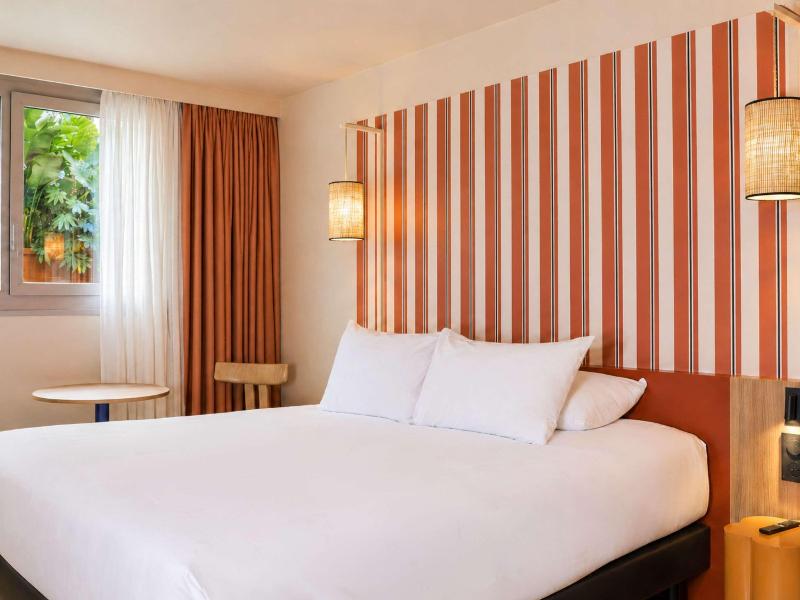 Mercure Nice Promenade des Anglais image