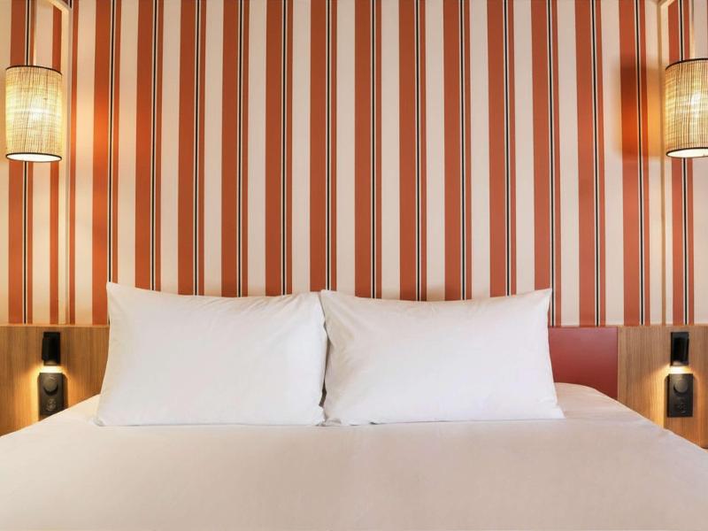 Mercure Nice Promenade des Anglais image