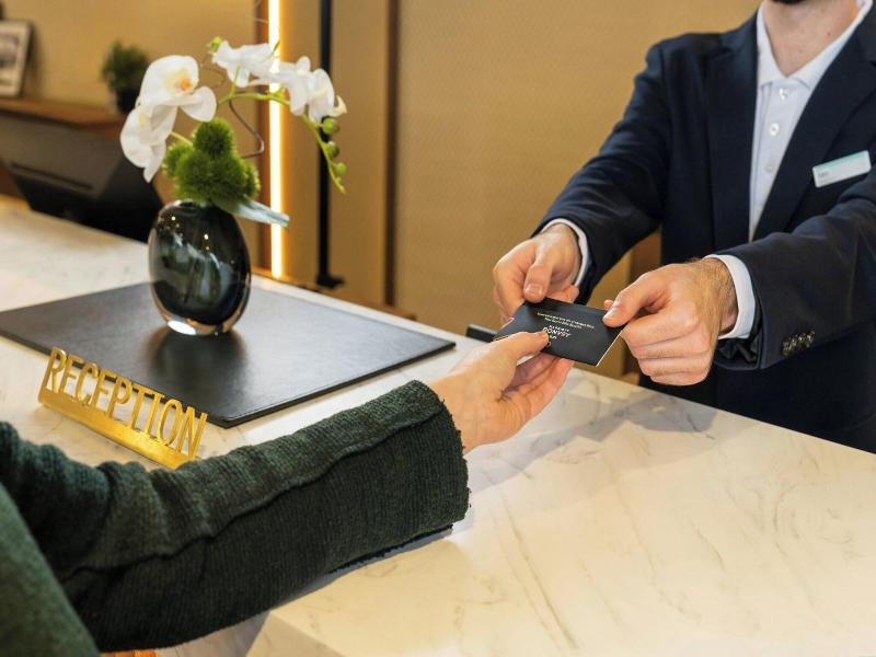 Le Meridien Etoile image