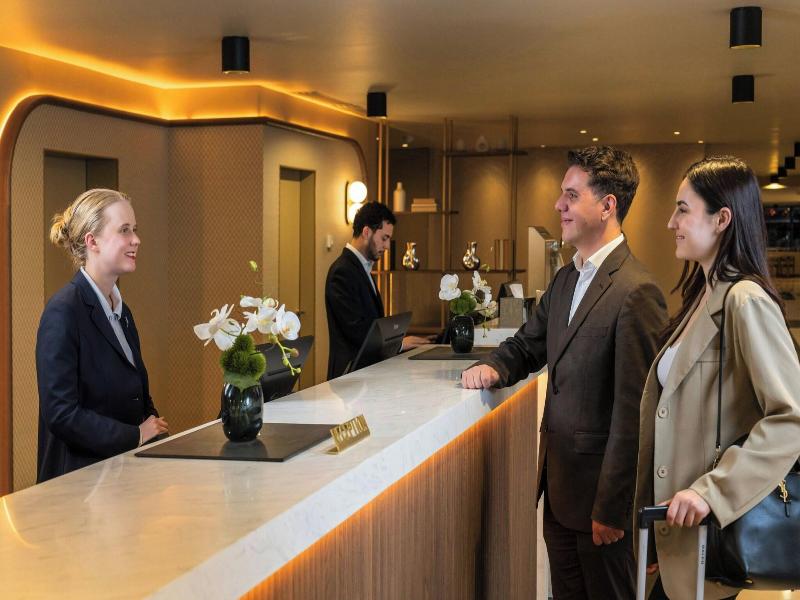 Le Meridien Etoile image