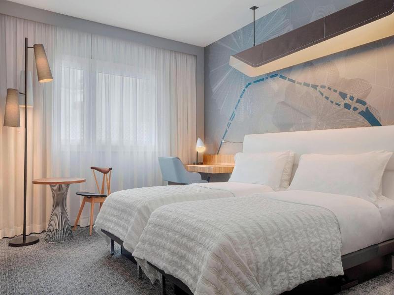 Le Meridien Etoile image