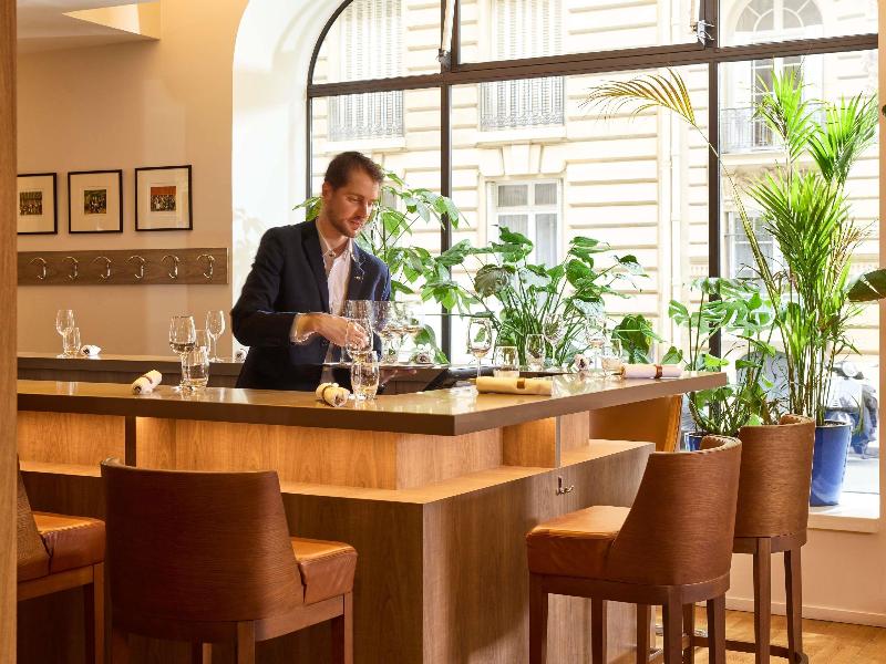 Sofitel Paris Arc de Triomphe image