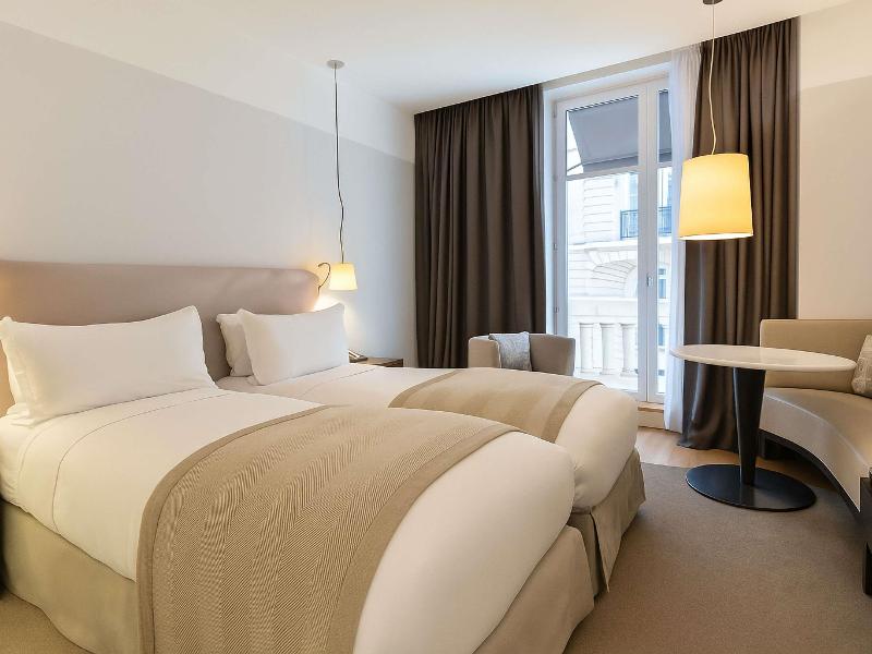 Sofitel Paris Arc de Triomphe image
