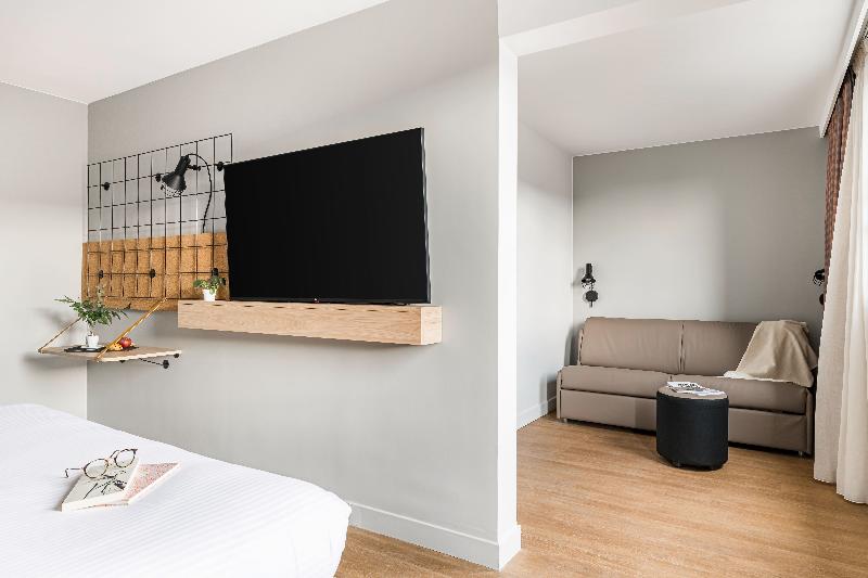 Moxy Annecy image