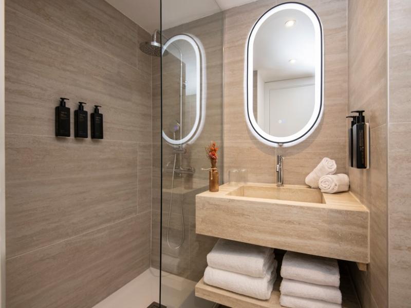 Hotel Le Cetai Cannes Beach Hotel image