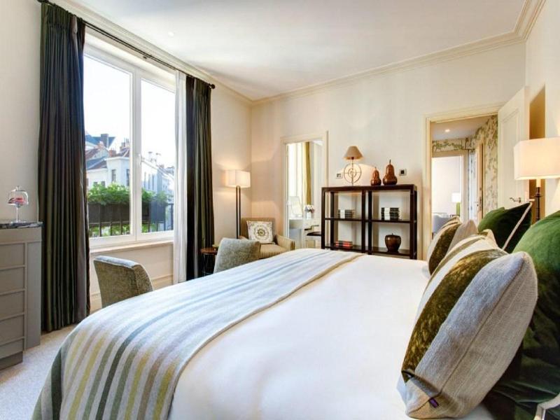 room detail thumbnail 0