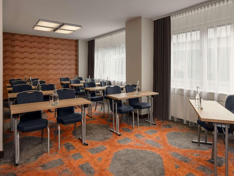 Hilton Vienna Waterfront image