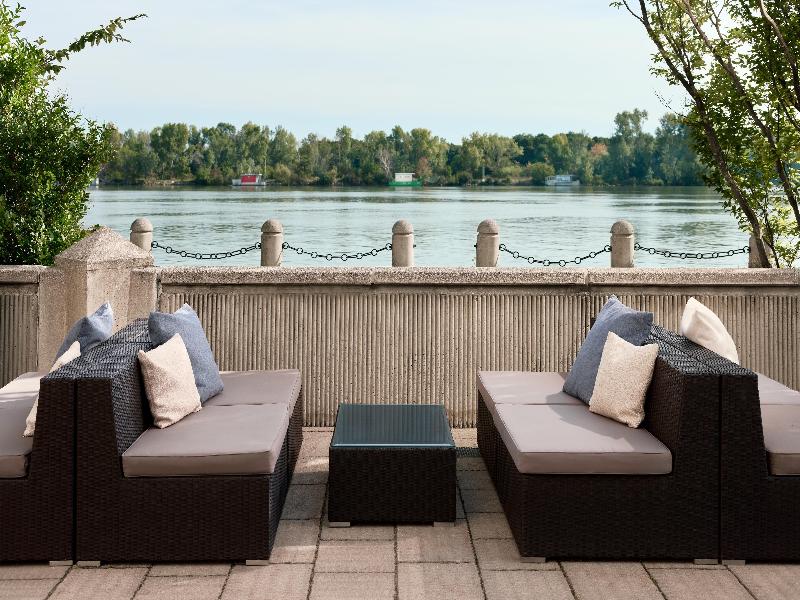 Hilton Vienna Waterfront image