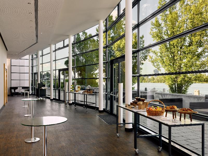 Hilton Vienna Waterfront image