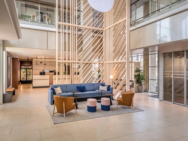 Courtyard Linz image