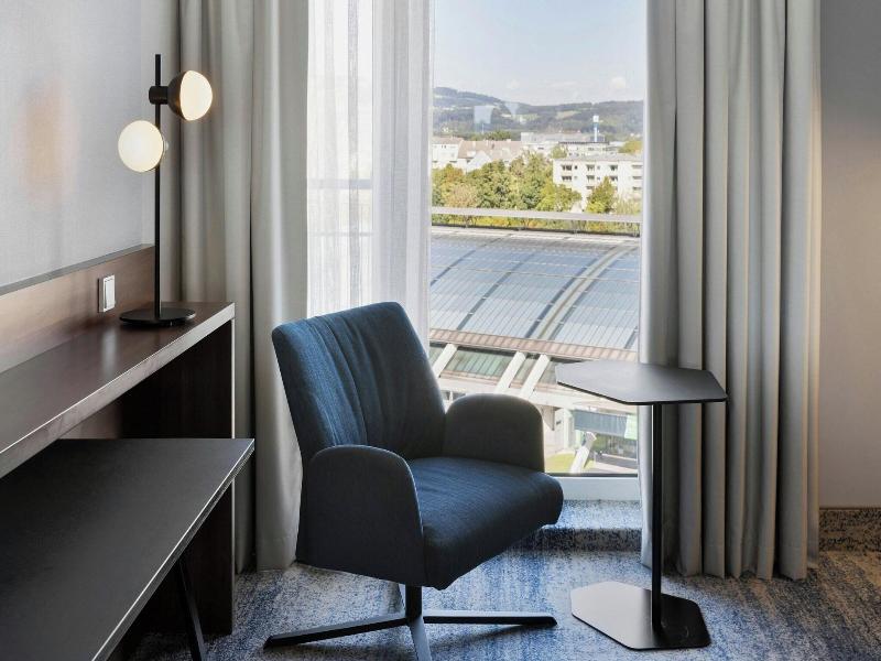 Courtyard Linz image