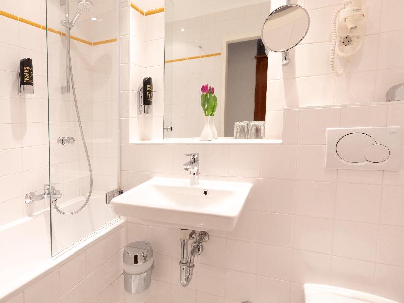 Garner Hotel Vienna - Prinz Eugen by IHG image
