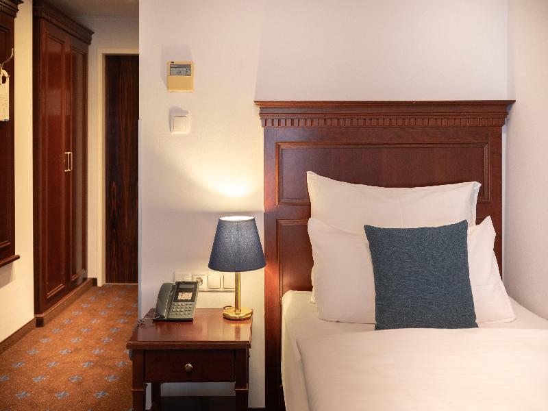 Garner Hotel Vienna - Prinz Eugen by IHG image