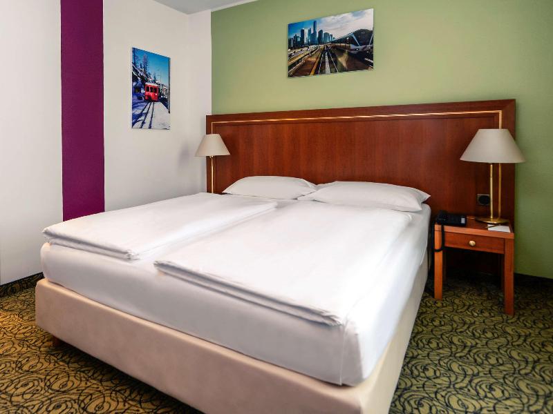 Hotel Mercure Wien Westbahnhof image