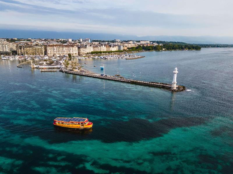 ibis Geneve Centre Lac image