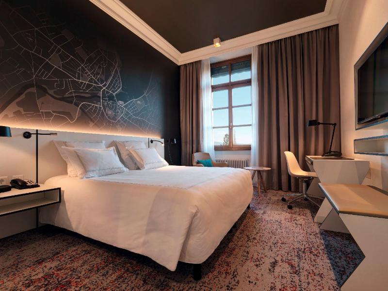 Hotel Metropole Geneve image