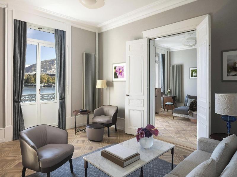 Ritz-Carlton Hotel de la Paix, Geneva image