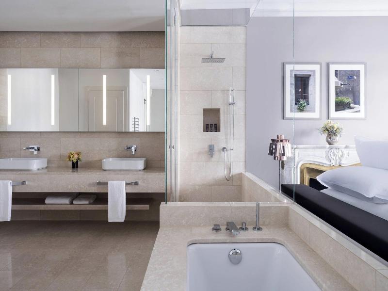 Ritz-Carlton Hotel de la Paix, Geneva image
