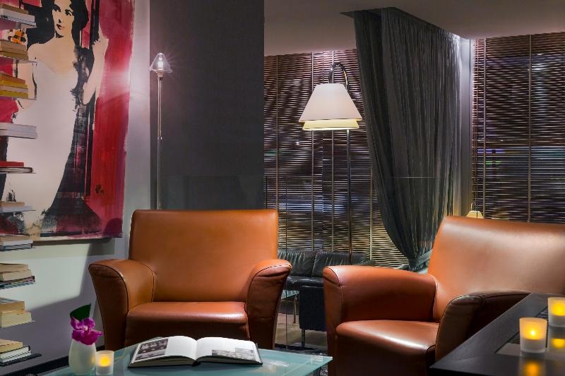 Auteuil Manotel